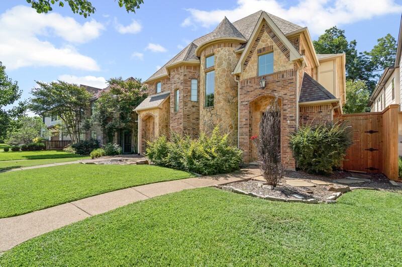 5552 Martel Ave - Photo 2 of 23