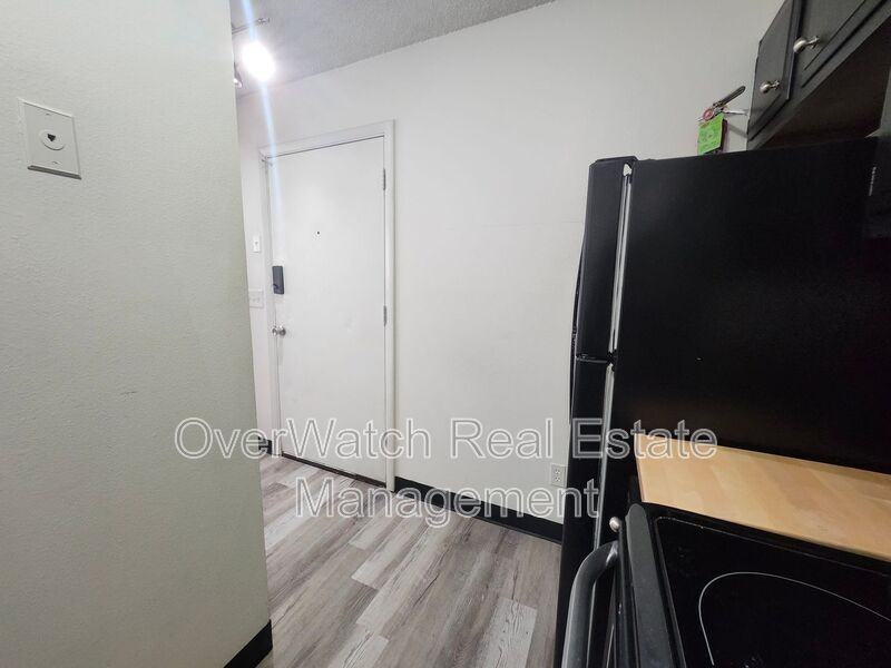 3007 W 33rd Ave #1 - Photo 5 of 7