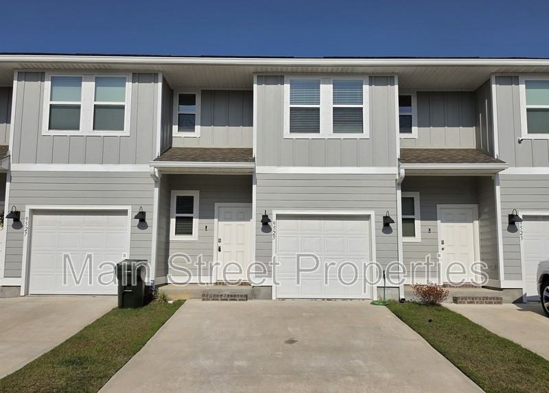 9525 Nature Creek Cir