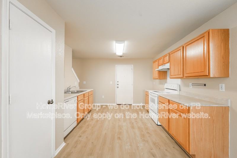 8314 Steep Vly - Photo 4 of 19