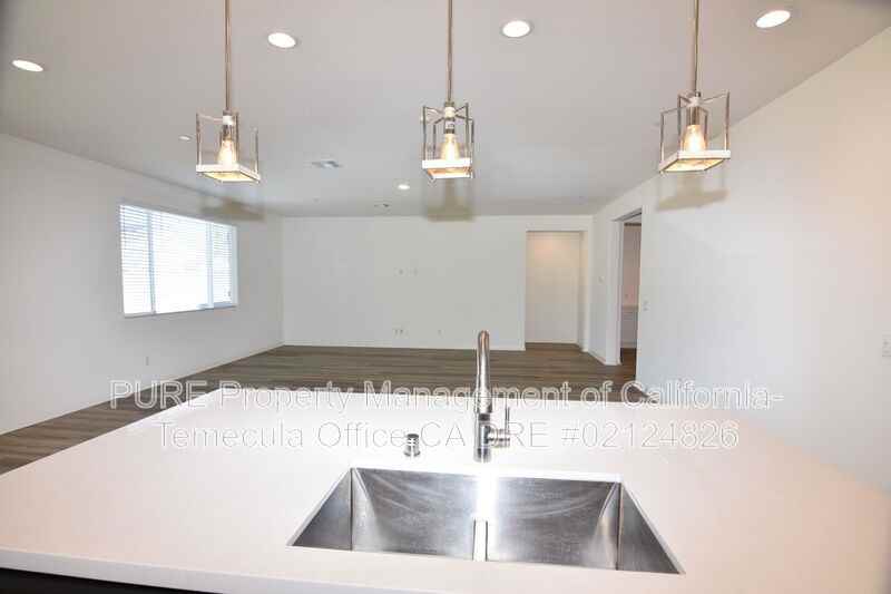 32615 Cert St - Photo 5 of 25