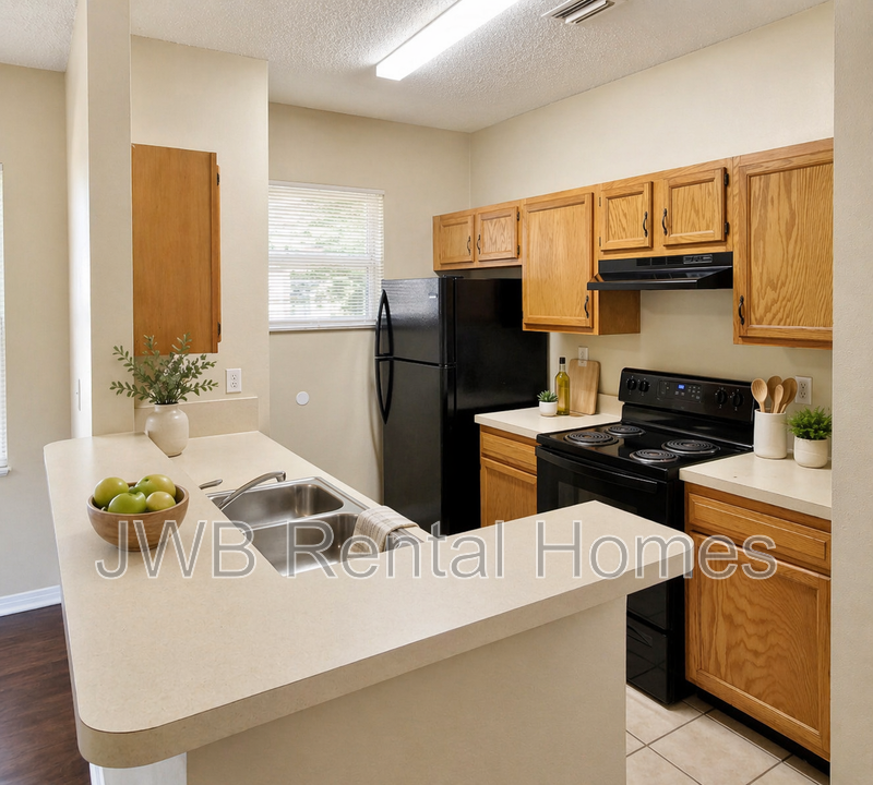 1609 W 24th St - Photo 3 of 14