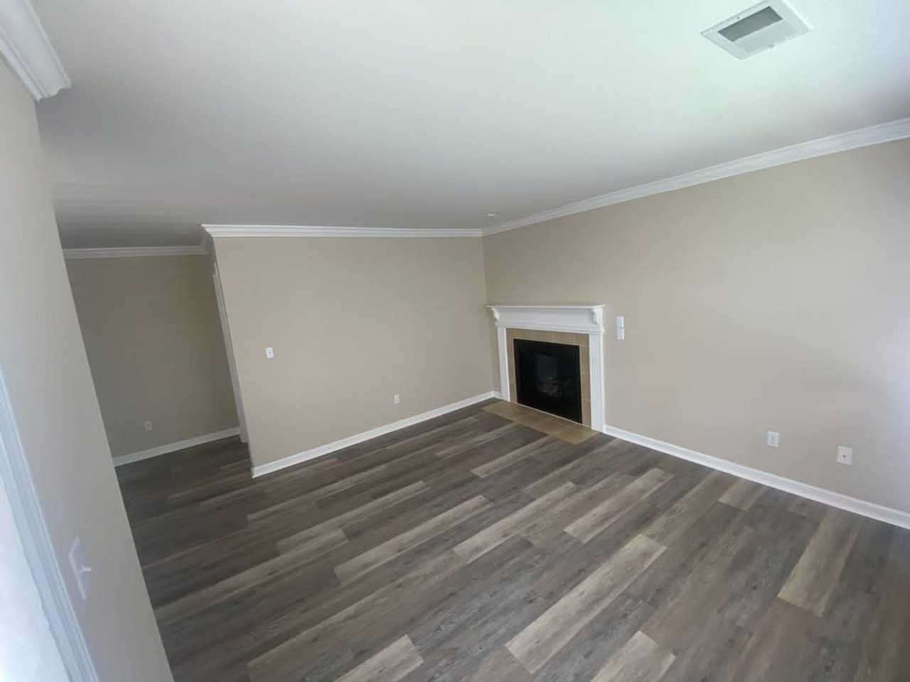 1560 - 1590  Southwestern Blvd. - Photo 4 of 27