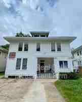 featured image of 451 Egan St