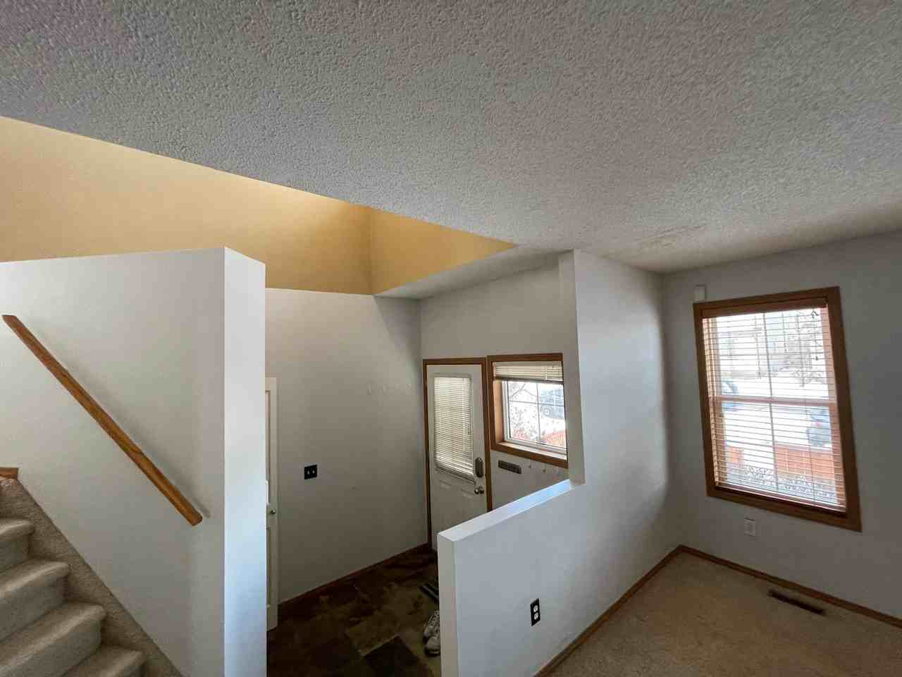 230 Covemeadow Crescent Northeast - Photo 3 of 45