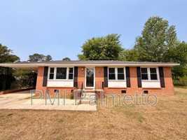 featured image of 1727 Sandra Dr
