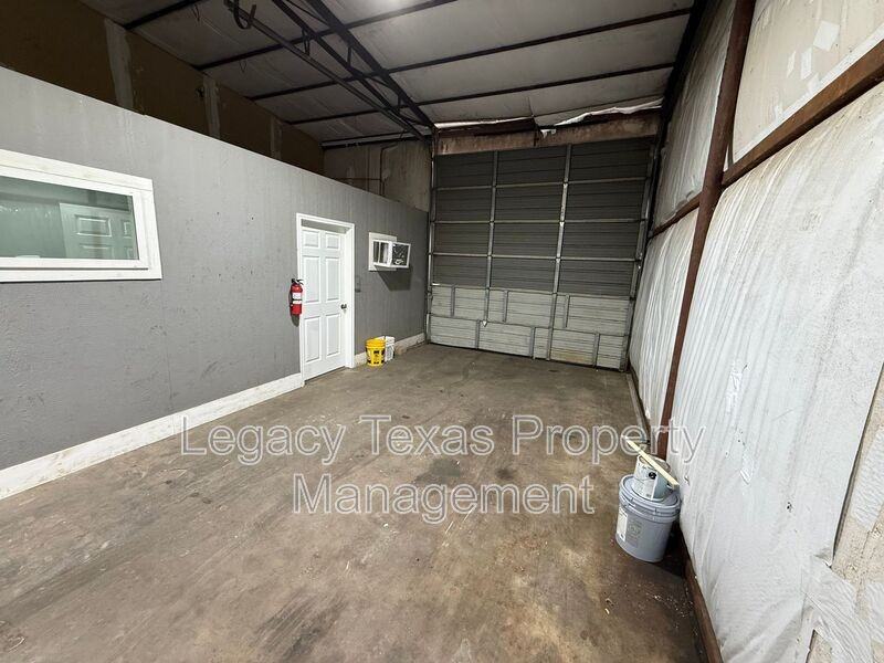 1475 E Renfro St #113 - Photo 4 of 8