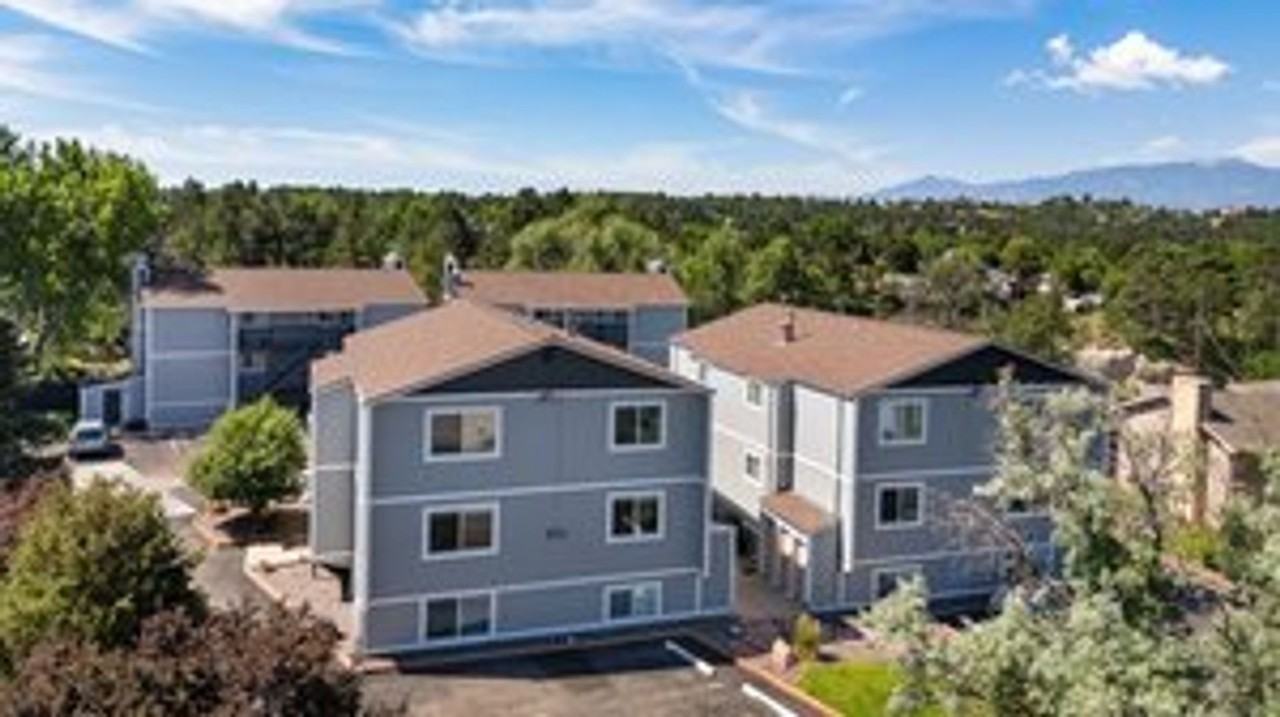 Cottonwood Creek Apartments - Photo 3 of 37