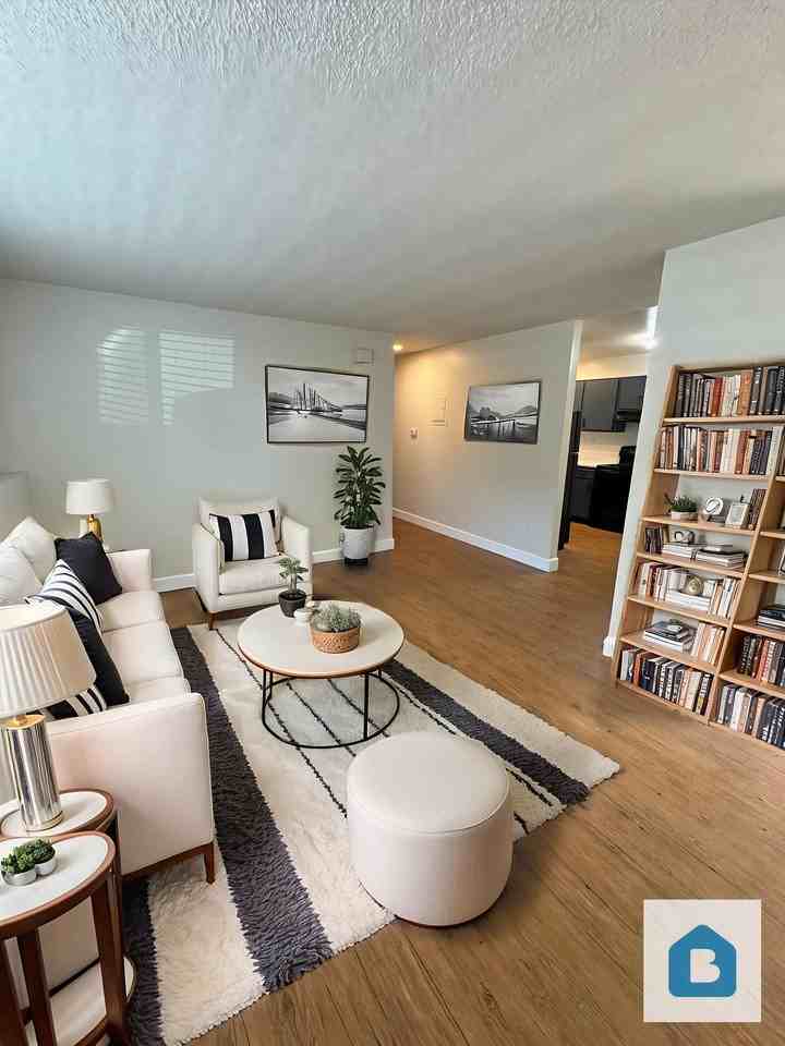 Cottonwood Creek Apartments - Photo 4 of 37