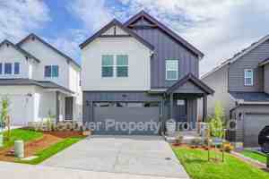 featured image of 1605 Ne 180th Ave