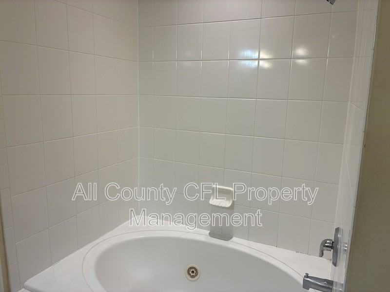 13749 Lensdale Ln - Photo 7 of 16