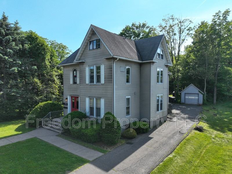 242 N Main St - Photo 2 of 30