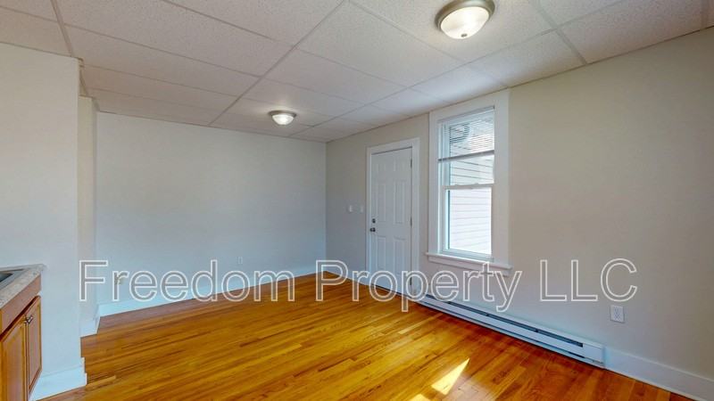 242 N Main St - Photo 6 of 30