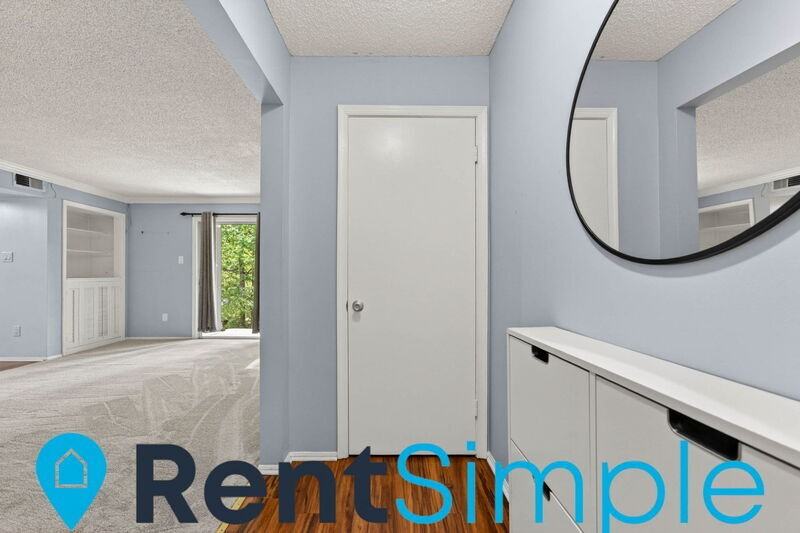 12113 Chaucer Ln - Photo 7 of 35