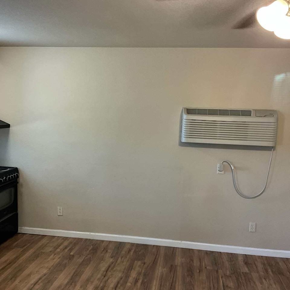 24829 State Highway 64 - Photo 4 of 10