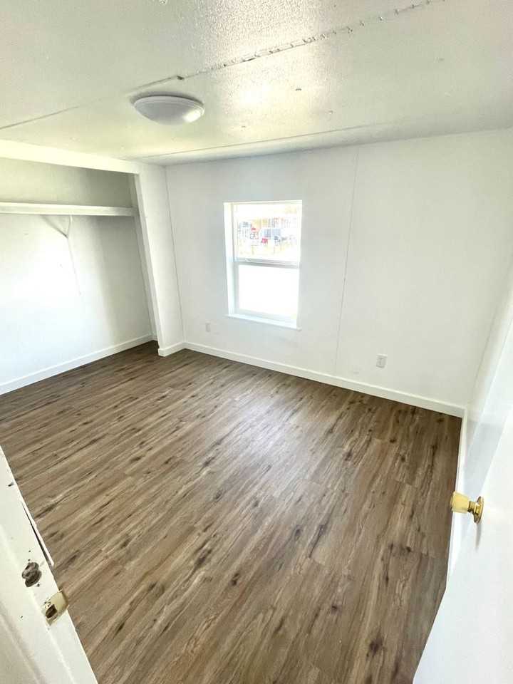 765 Eve Dr - Photo 5 of 7