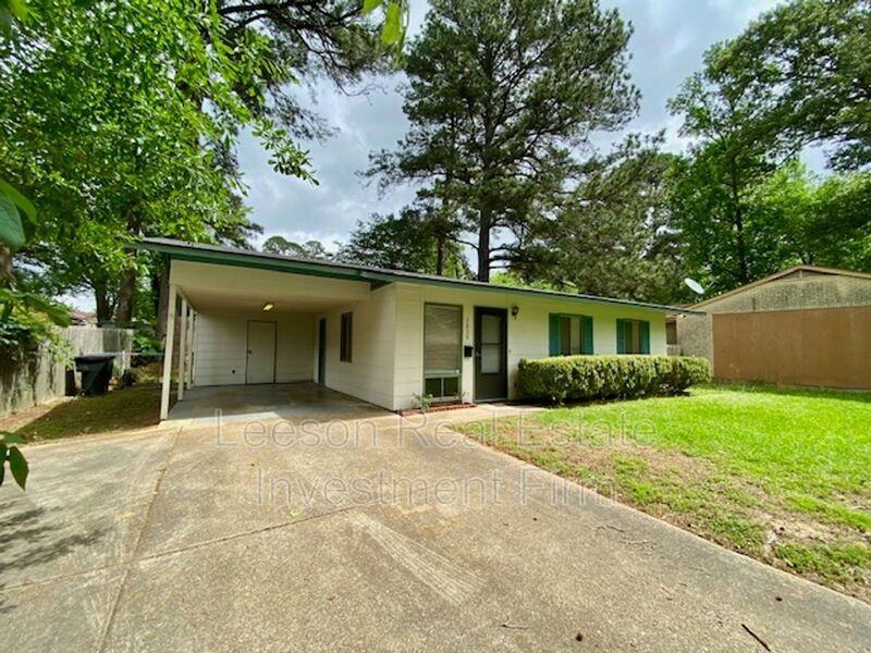 2838 Smithfield Rd - Photo 2 of 17