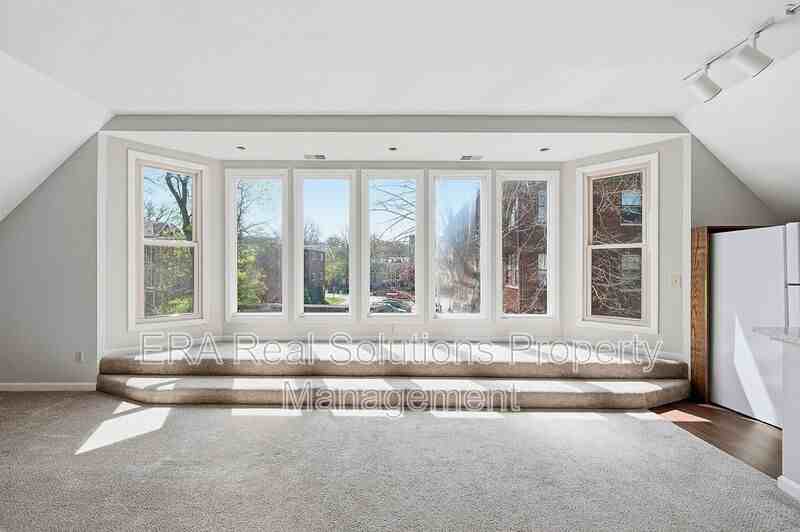 255 Loraine Ave #5 - Photo 5 of 27