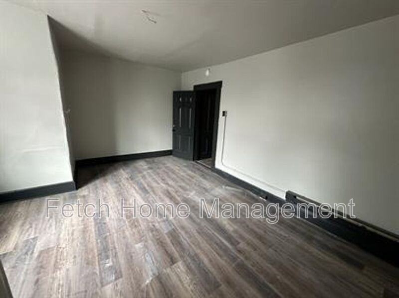 25 S Ann St #G - Photo 4 of 7