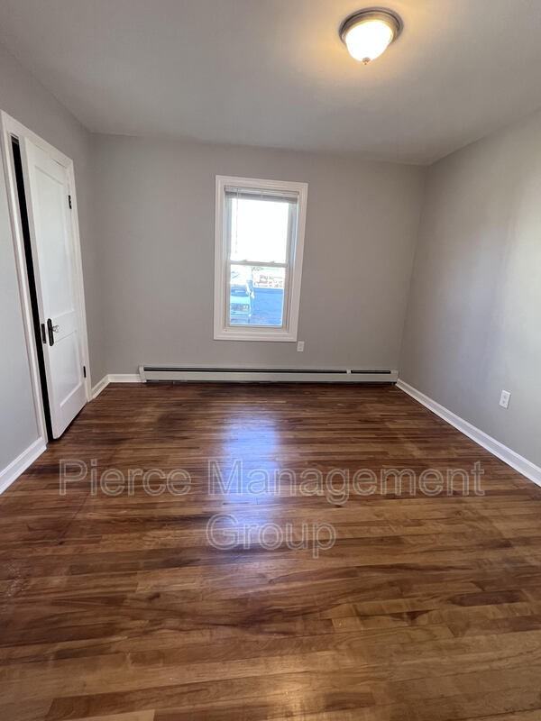 185 Calef Rd #4 - Photo 3 of 6