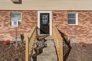 featured image of 1517 Halifax St #1