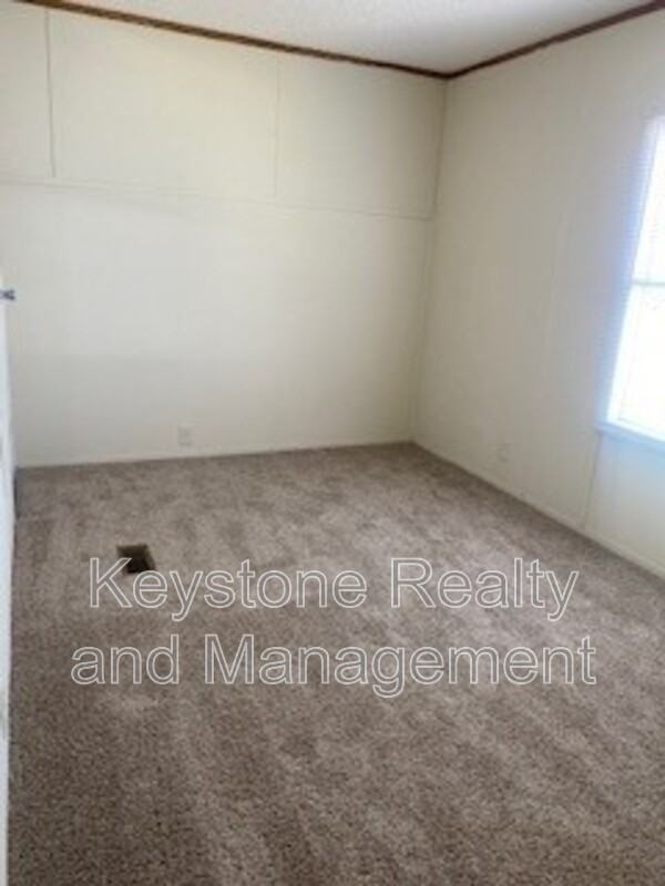 721 Trevor Ln - Photo 5 of 6