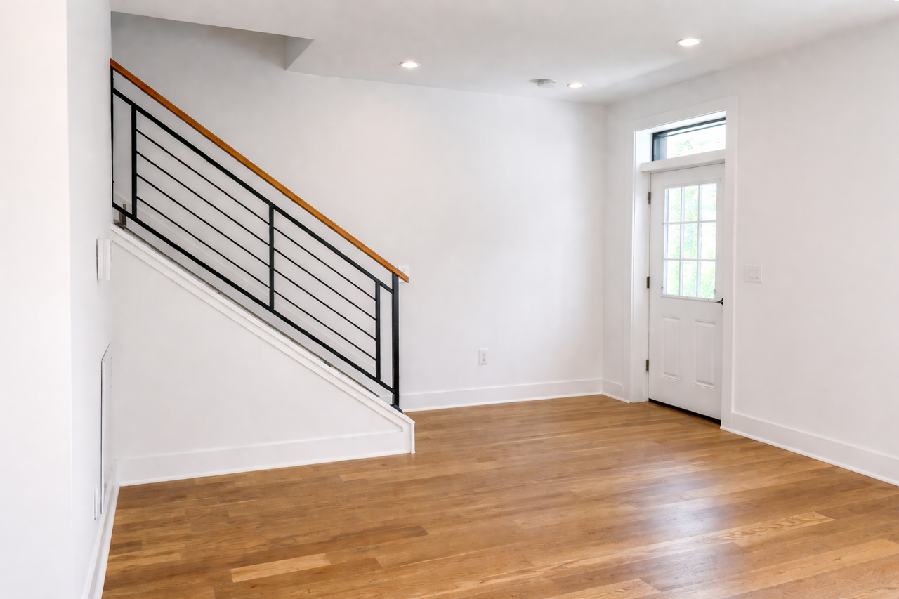 727 Quebec Pl - Photo 2 of 50