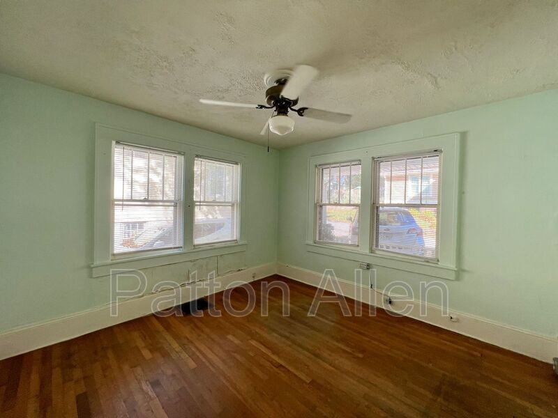 29 Parkman Pl #1 - Photo 5 of 21