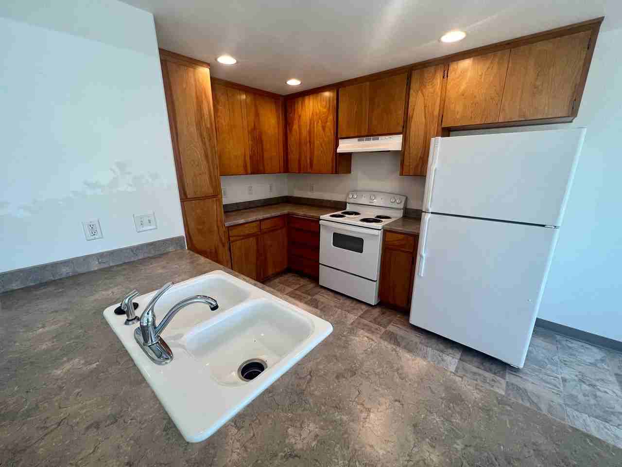473, ID #, 3151 Forest Hills Drive Unit 6 - Photo 2 of 18