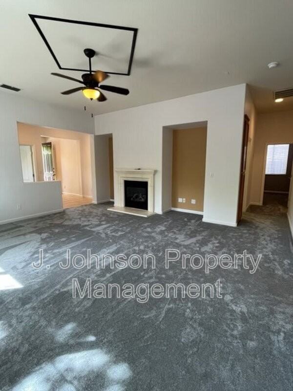 436 Goodall Dr - Photo 5 of 18