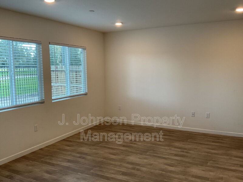 470 Miwok Ln - Photo 6 of 15