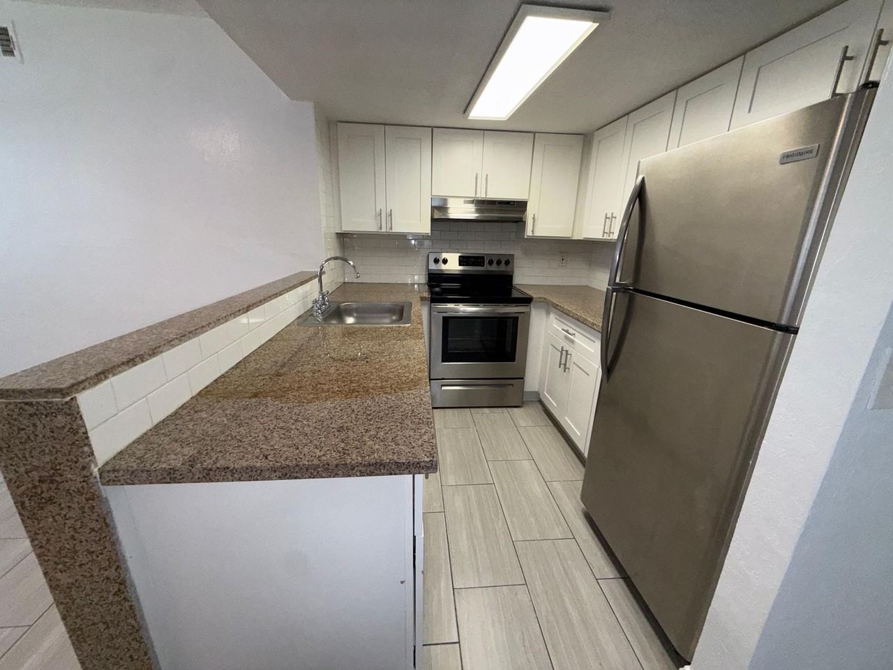 10120 NW 36 St Coral Springs, FL 33065 - Photo 5 of 8