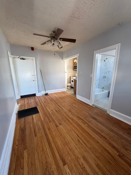 628 Wynnewood Road - Photo 4 of 8