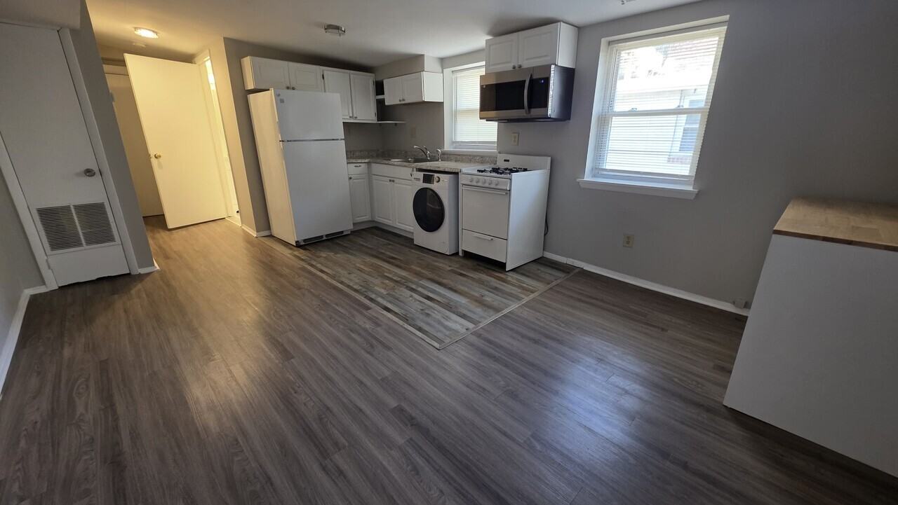 Centre Properties - Photo 2 of 7