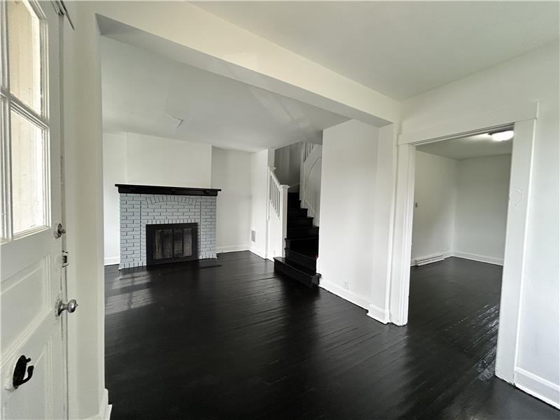 125 George St - Photo 3 of 14