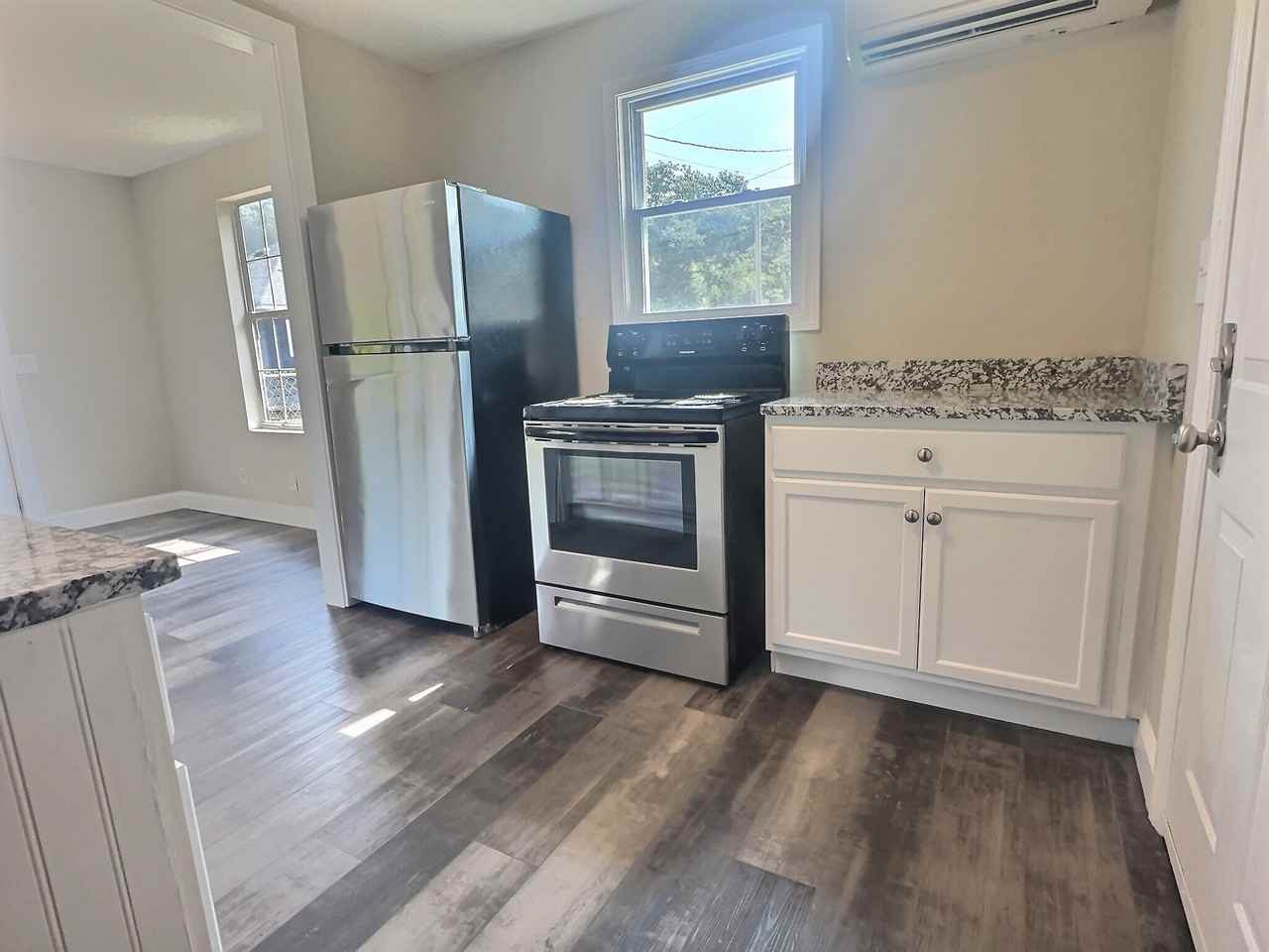 3216 E. 51st Street - Photo 6 of 12