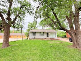 14812 Bellaire Ave - Photo 1 of 1