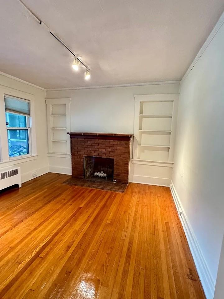 508 West Summit Street - Photo 3 of 7