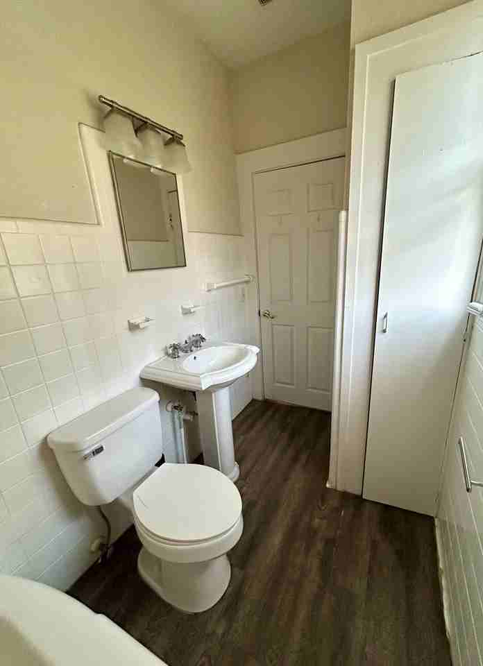 4313 Appleton Ave - Photo 7 of 33