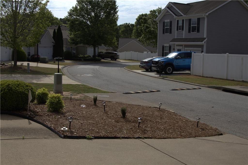 64 Hill Crest Cir - Photo 5 of 18