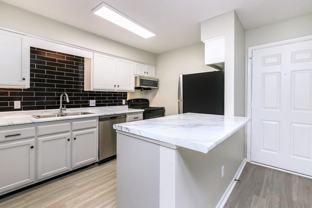 The Roosevelt Apartment Homes - Photo 1 of 1