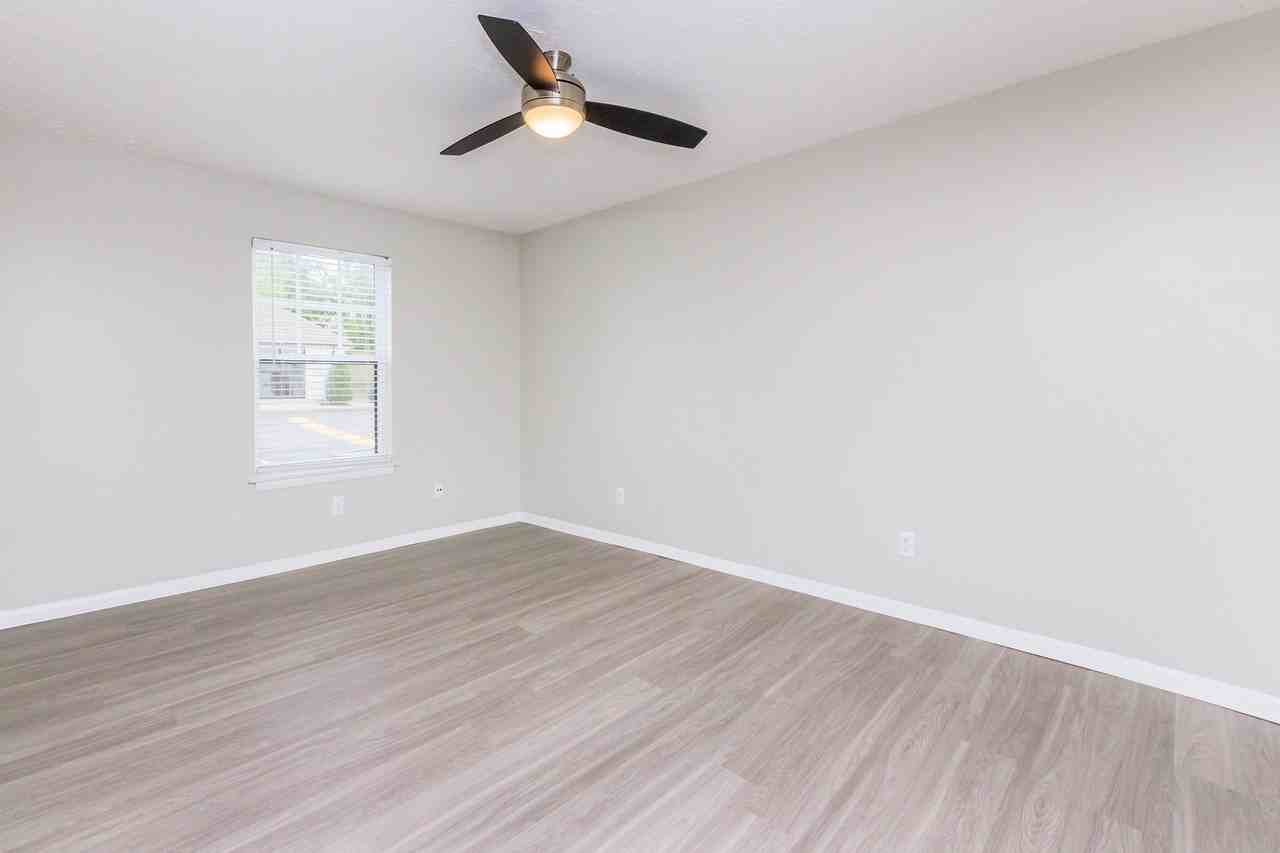 The Roosevelt Apartment Homes - Photo 5 of 37