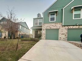 featured image of 176 Andross Ln