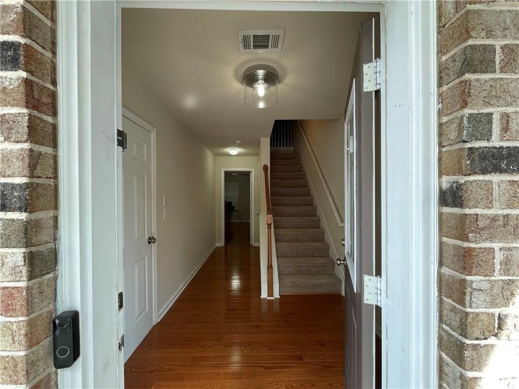 2167 Meadow Peak Rd - Photo 2 of 25