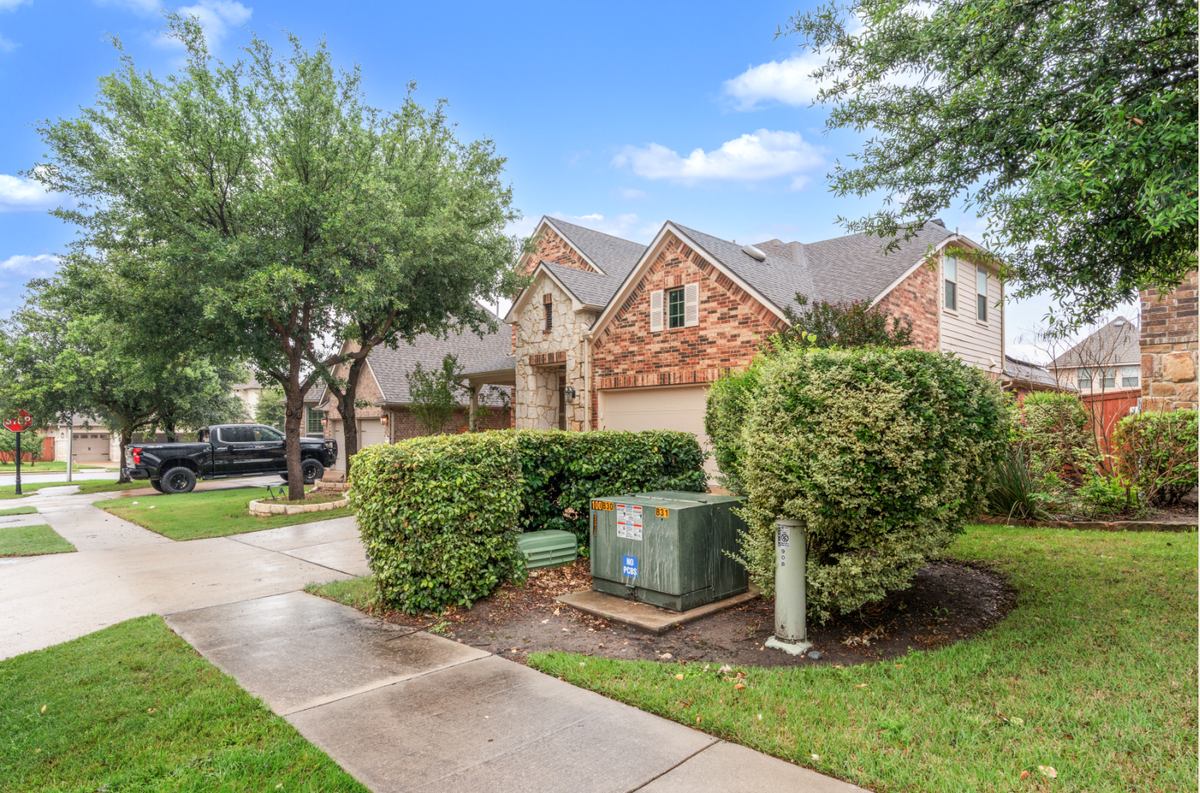 904 Purple Moor Pass - Photo 7 of 34