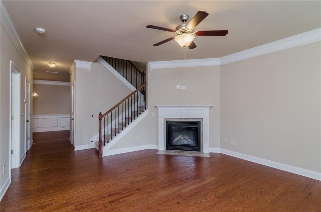449 Privet Cir - Photo 2 of 9