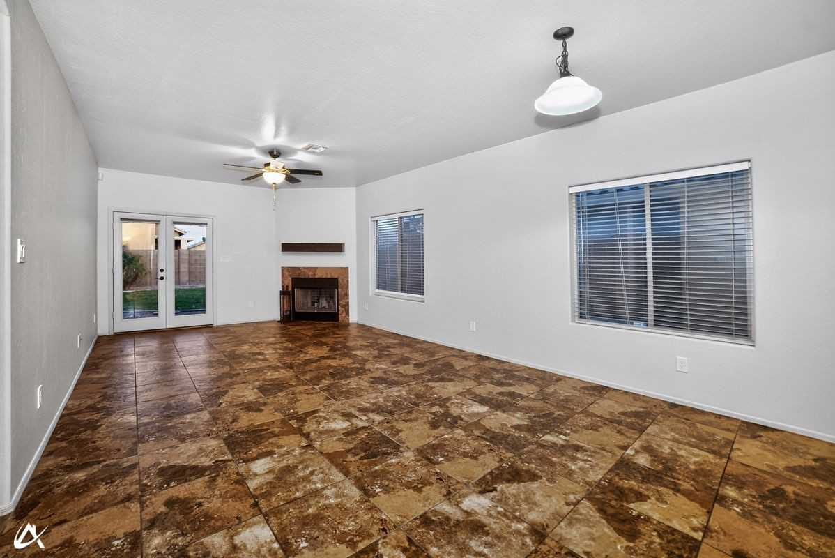 2523 S 41st Ave - Photo 7 of 40