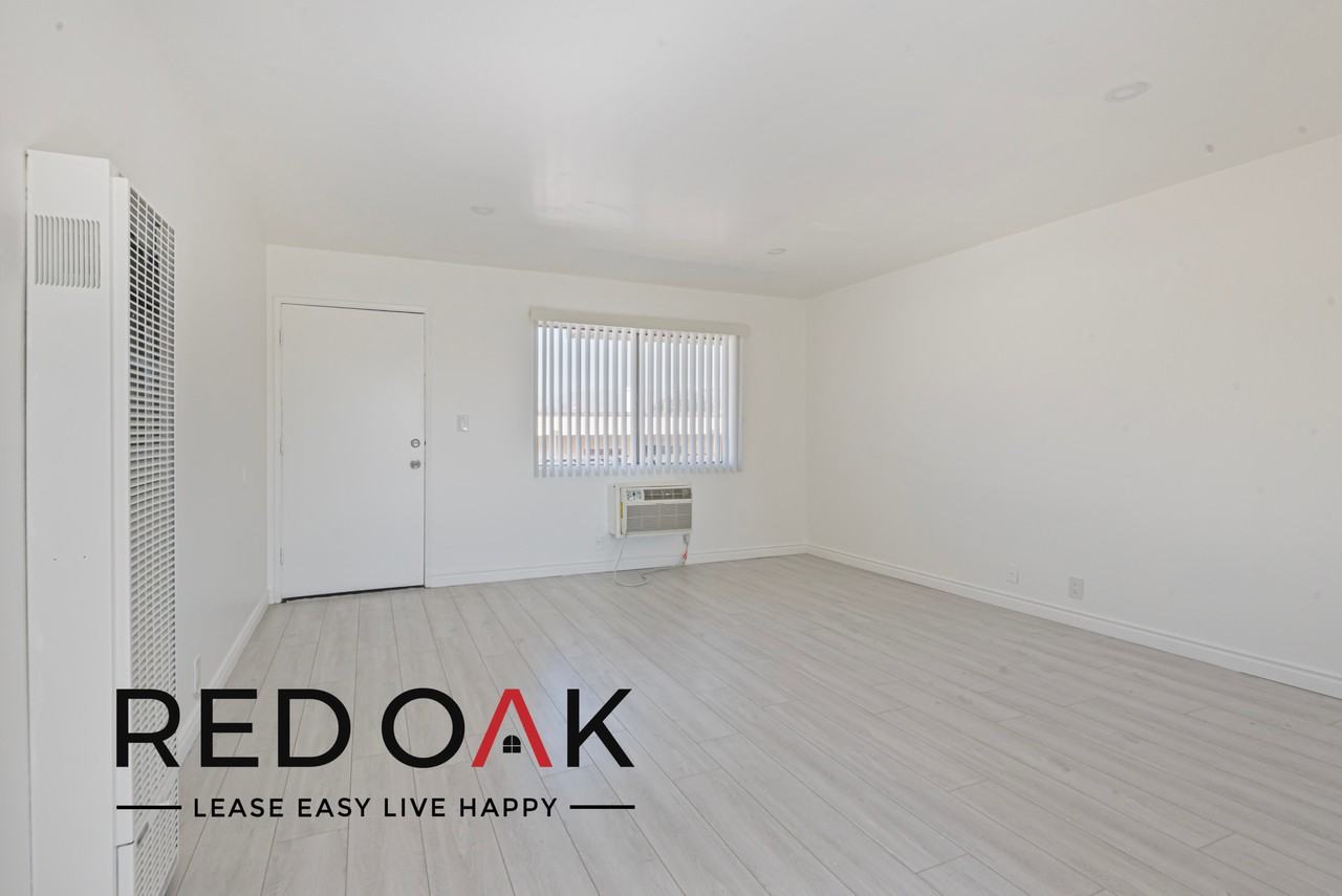 7915 Vineland Ave - Photo 5 of 12