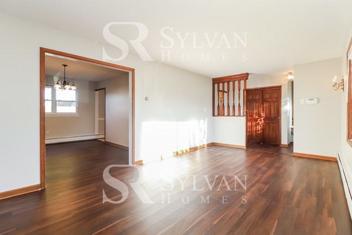 206 Baltimore Ave - Photo 4 of 16