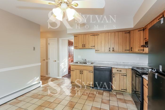 206 Baltimore Ave - Photo 6 of 16